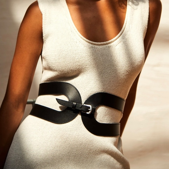 Vaincourt Paris La Délicieuse Leather Belt Waist 30\